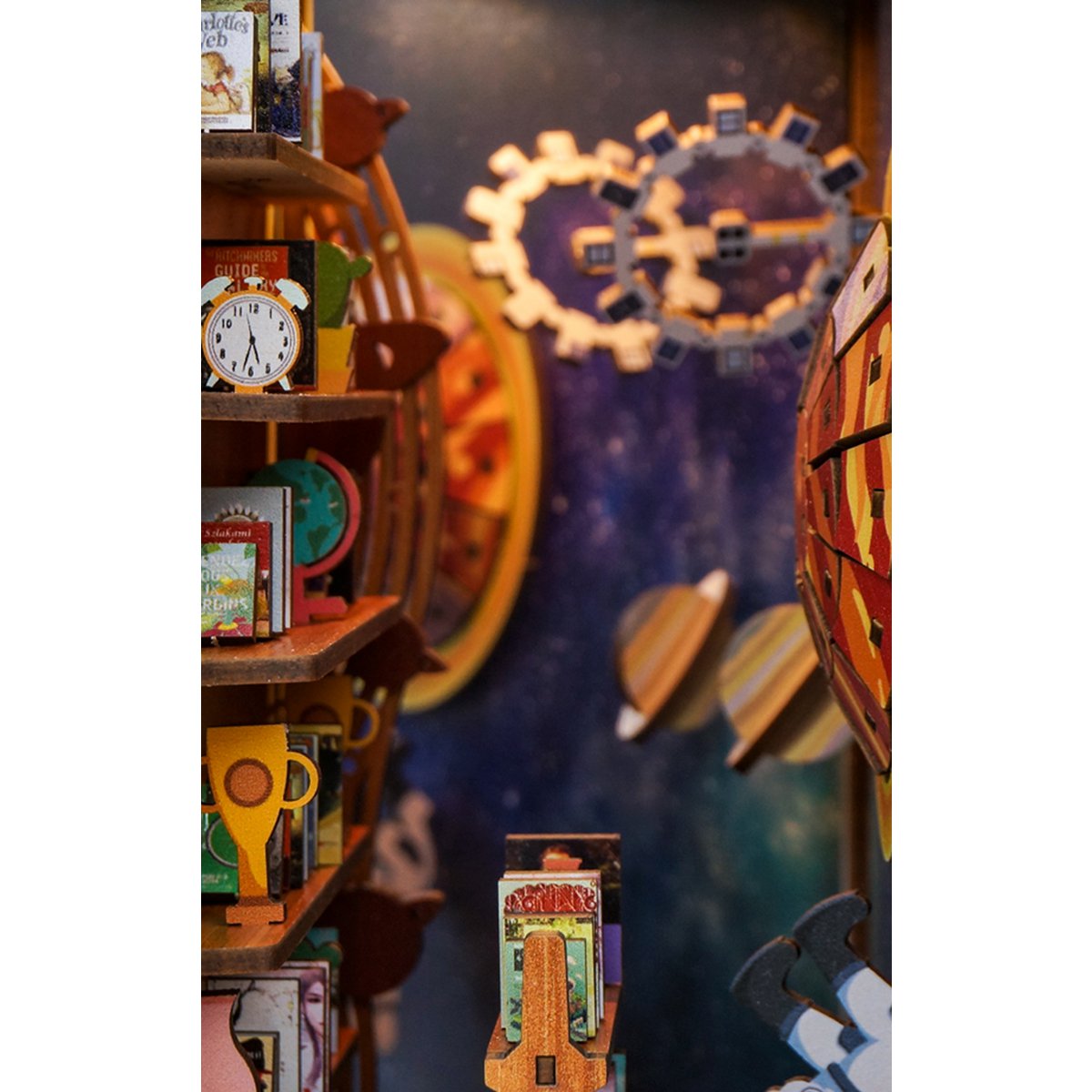 DIY Book Nook Boekensteun Interstellar Bookend, Tone-Cheer, TQ110, 18,2x8x24,5cm