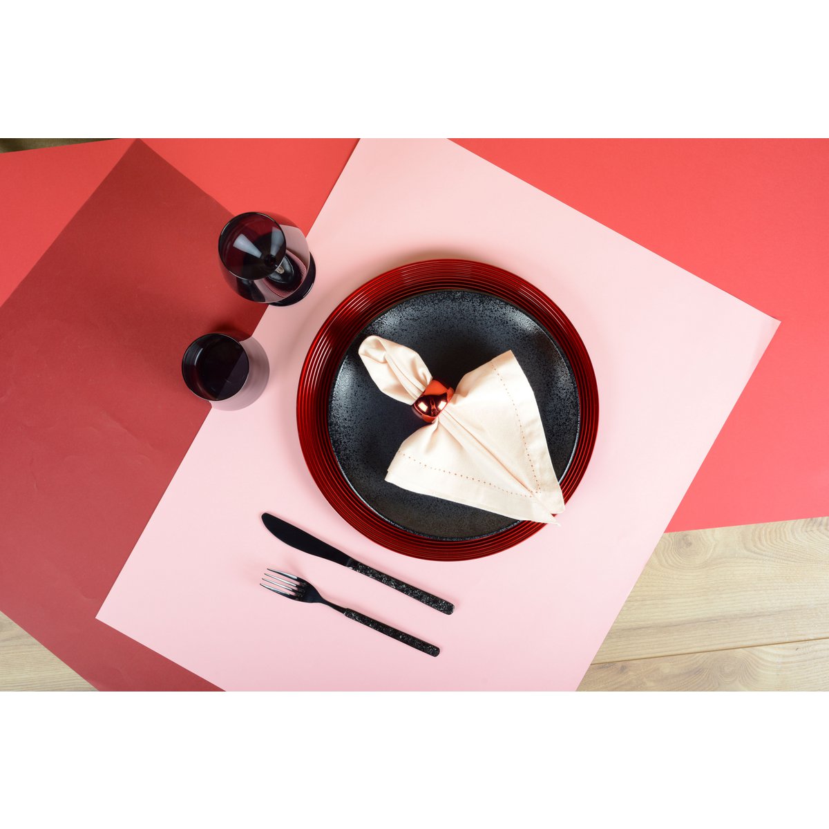 24-DELIGE SET GLANZEND ZWART