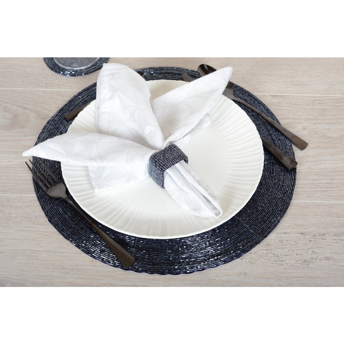 24-DELIGE SET GLANS ZWART