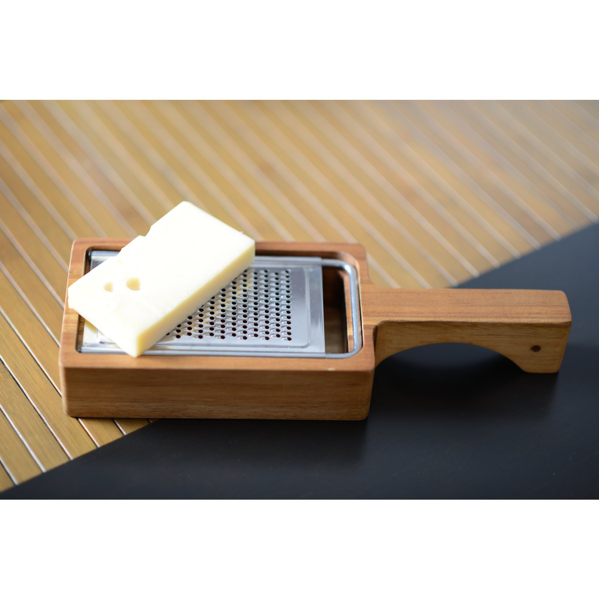 KAASRASP MET ACACIA HANDVAT