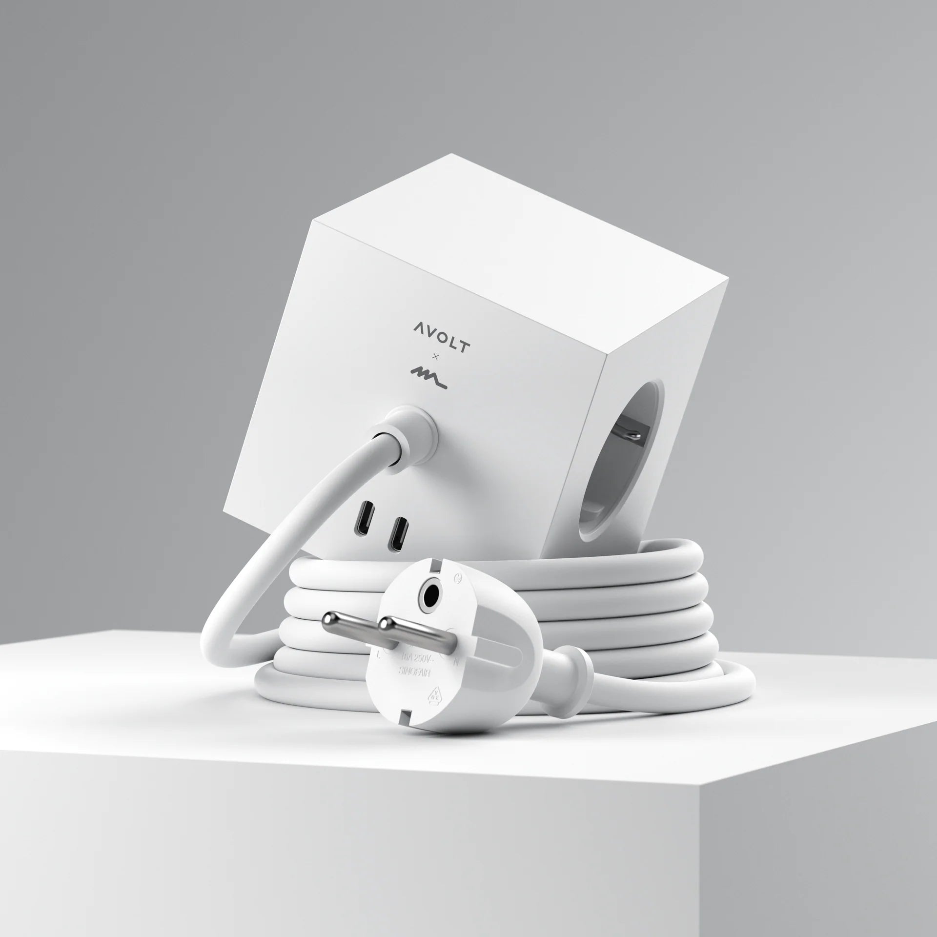 Avolt Square 1 opal white